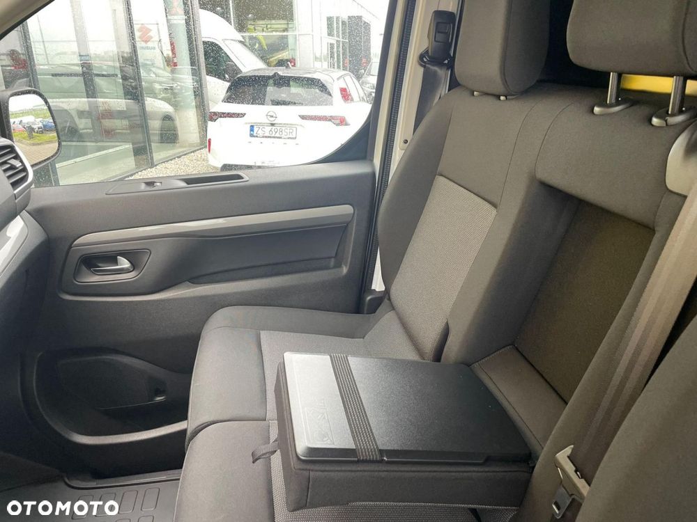 Opel Vivaro - 13