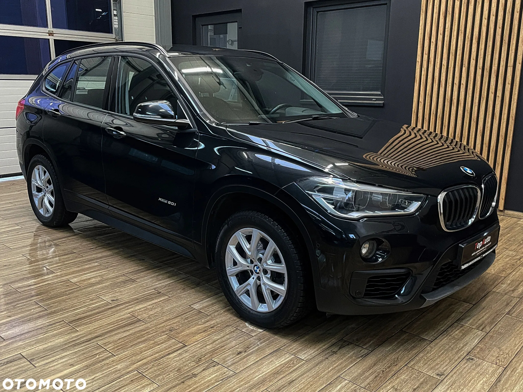 BMW X1 xDrive20i - 6