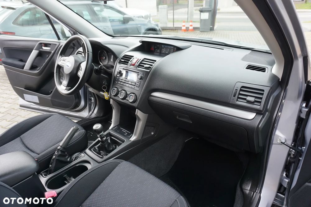Subaru Forester 2.0X Exclusive - 27