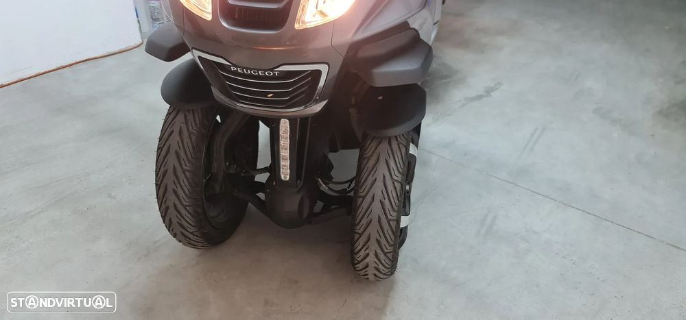 Peugeot Métropolis X1 AA - 7