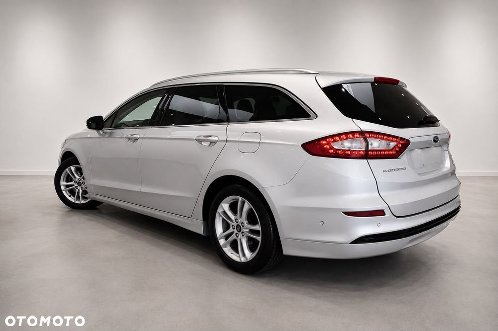 Ford Mondeo 2.0 TDCi Titanium - 4