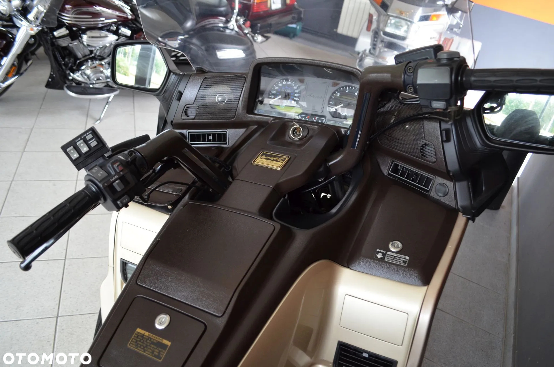 Honda GL - 34