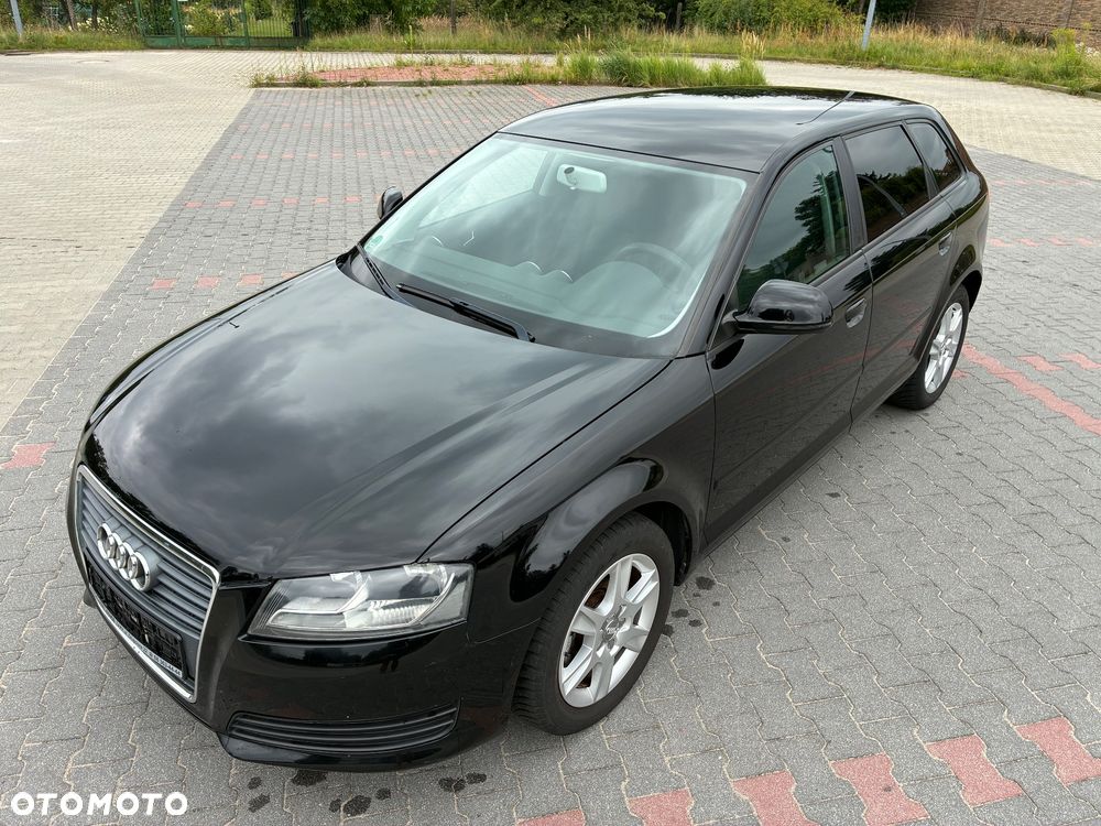 Audi A3 Sportback - 2