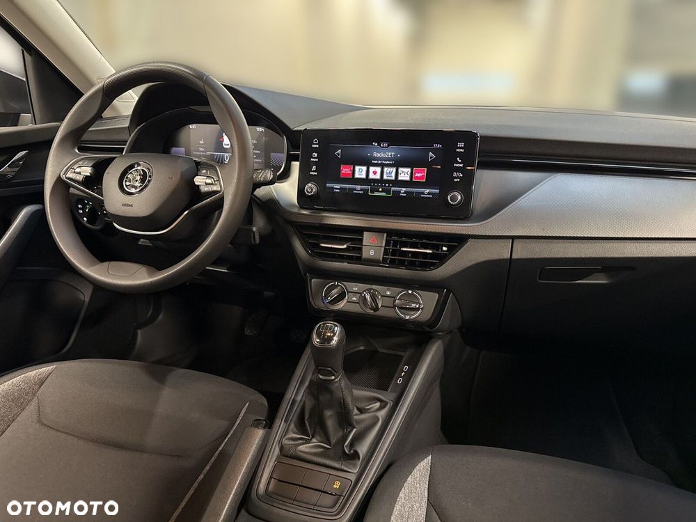 Skoda Kamiq 1.0 TSI Essence - 22