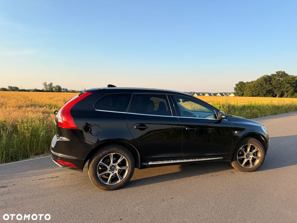Volvo XC 60 D4 AWD Ocean Race - 4