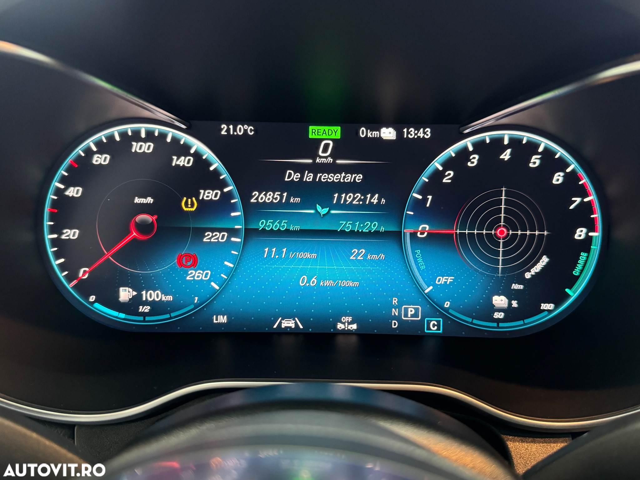 Mercedes-Benz GLC 300 e 4MATIC - 26