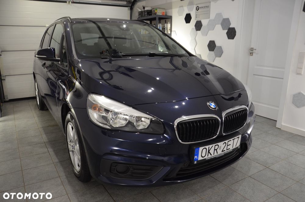 BMW Seria 2 218d - 2
