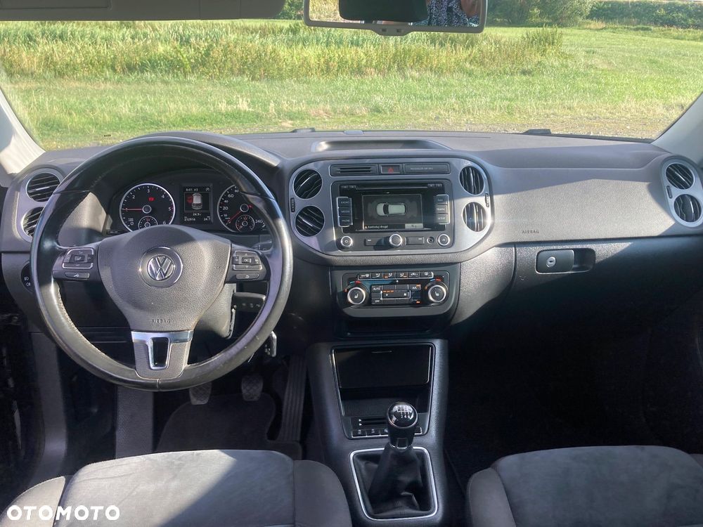 Volkswagen Tiguan 2.0 TDI DPF BlueMotion Technology Exclusive - 10