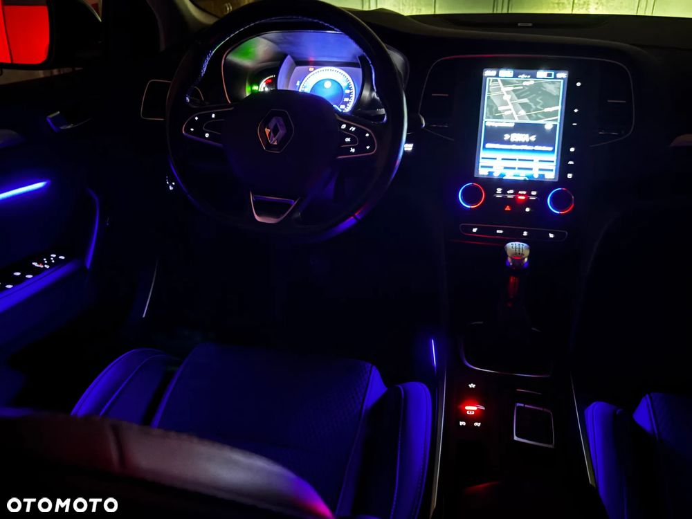 Renault Megane ENERGY TCe 130 Start & Stop Bose Edition - 38