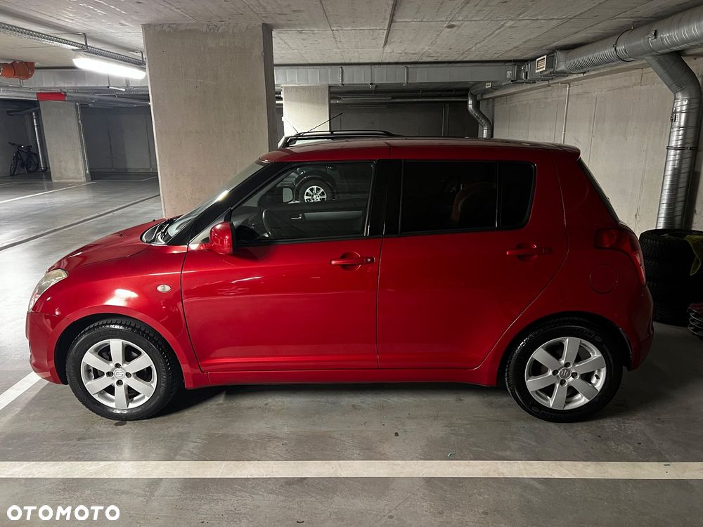 Suzuki Swift 1.3 JB Edition - 2