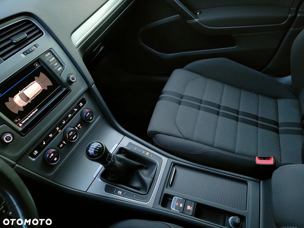 Volkswagen Golf Variant 2.0 TDI SCR Comfortline - 40