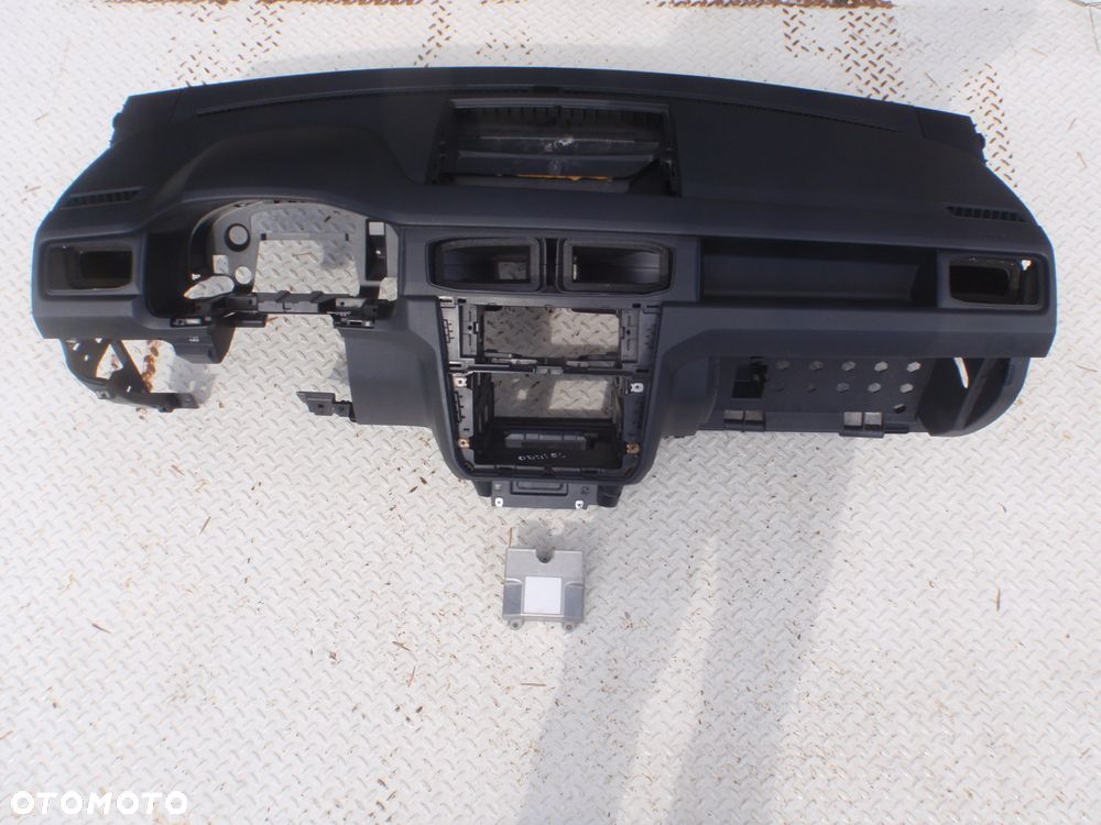 VW CADDY 4 IV 2K5 DESKA KONSOLA KOKPIT PULPIT PÓŁKA PARAPET AIR BAG AIRBAG PODUSZKI PASY PAS orygina - 3