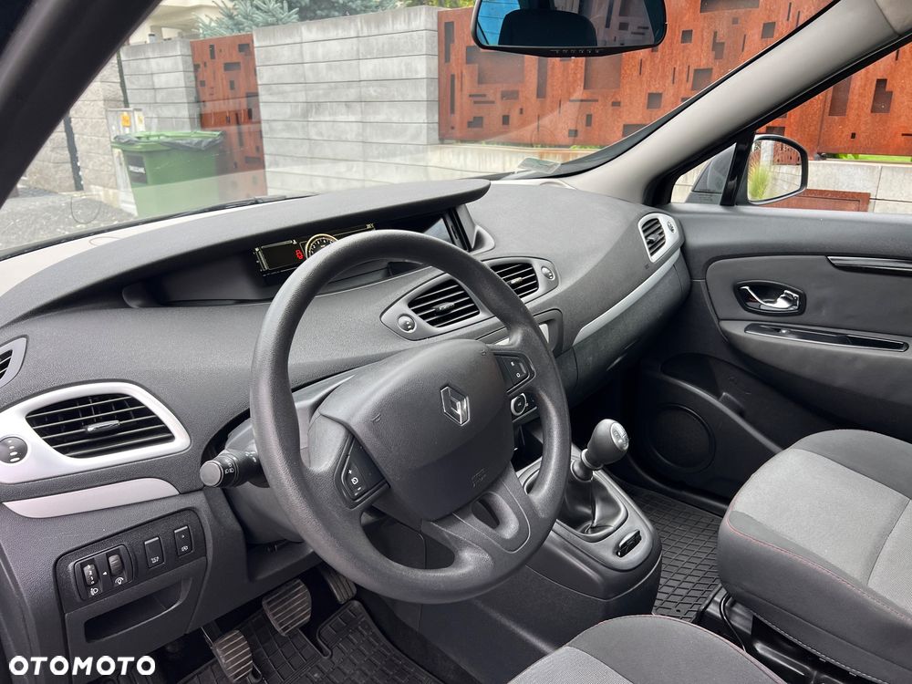 Renault Grand Scenic ENERGY TCe 115 EXPERIENCE - 9