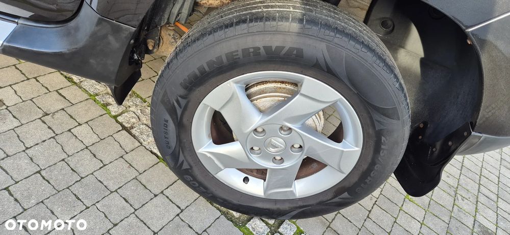Dacia Duster 1.5 dCi Laureate - 11