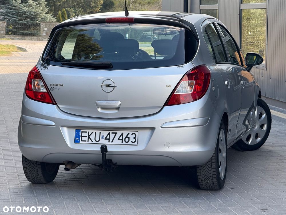 Opel Corsa 1.4 16V - 10