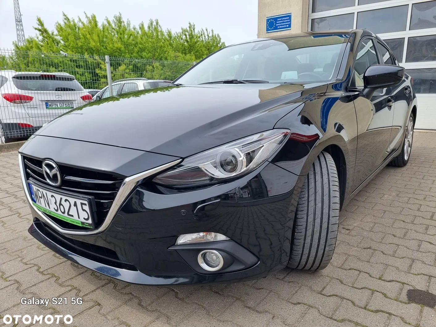 Mazda 3 SKYACTIV-G 120 Exclusive-Line - 2