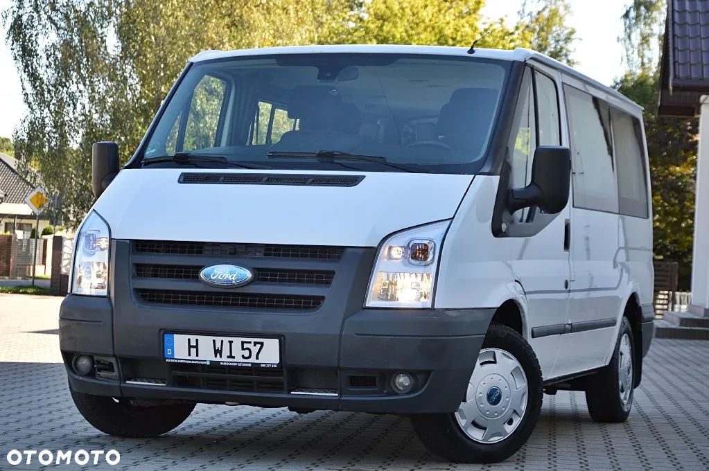 Ford Transit - 1
