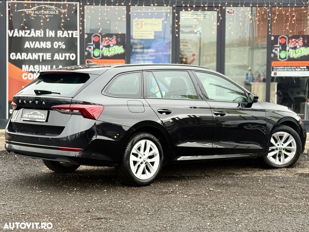 Skoda Octavia Combi 2.0 TDI DSG Premium Edition - 3