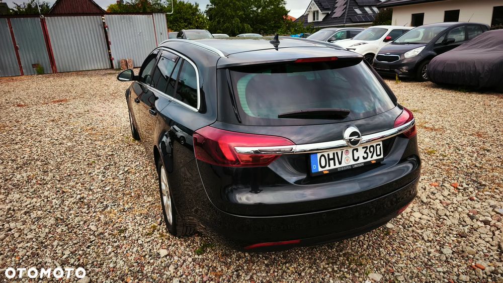 Opel Insignia - 10