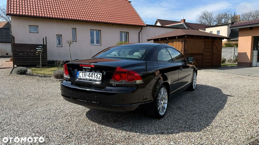 Volvo C70 2.4i Momentum - 8