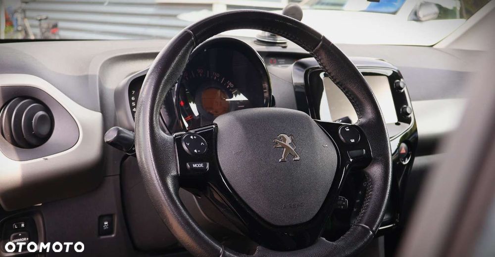 Peugeot 108 - 12