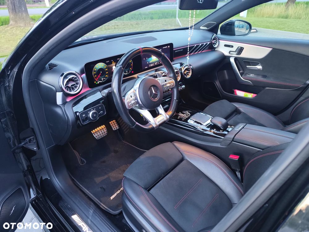 Mercedes-Benz Klasa A AMG 35 4Matic AMG Speedshift DCT 7G - 7