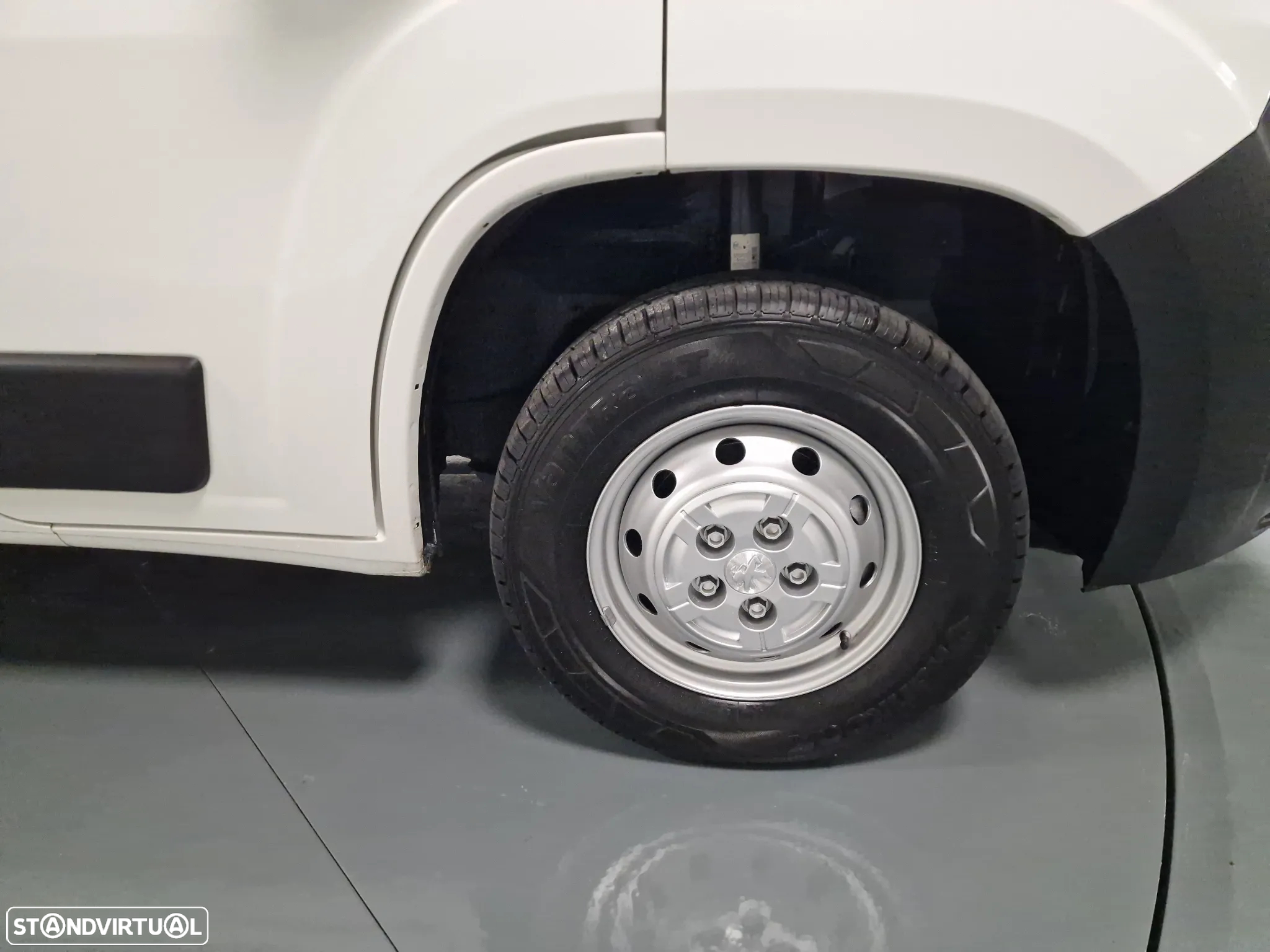 Peugeot BOXER 2.2 BLUEHDi 335 L2H2 Pro GPS CAM. TRASEIRA IVA DEDUTIVEL - 3