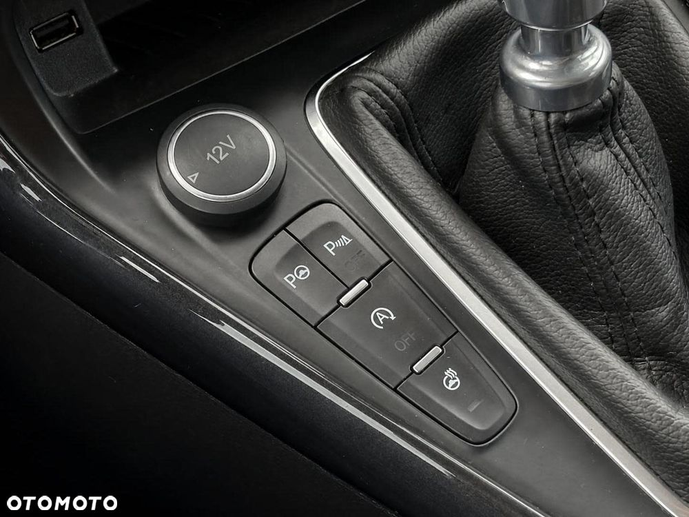 Ford Focus 1.0 EcoBoost Titanium - 22