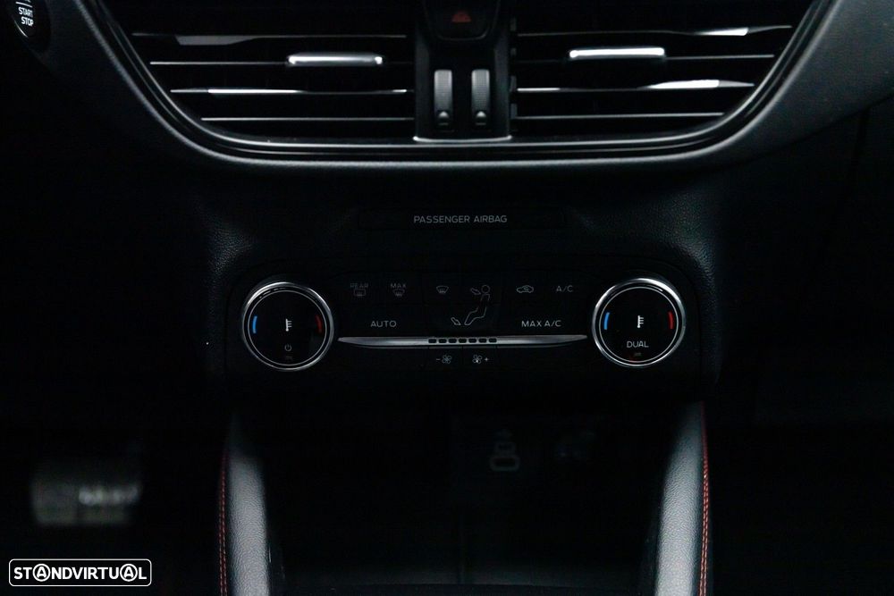 Ford Kuga 2.5 PHEV ST-Line - 39