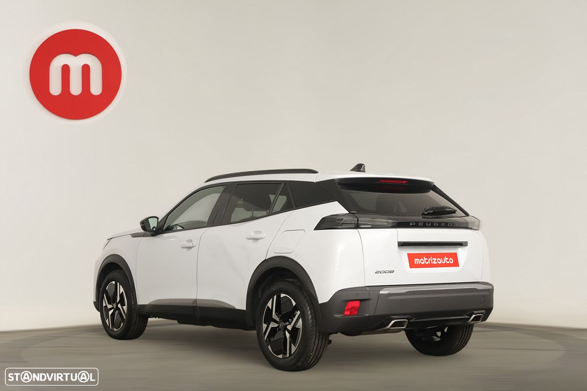 Peugeot 2008 1.2 PureTech Allure EAT8 - 3