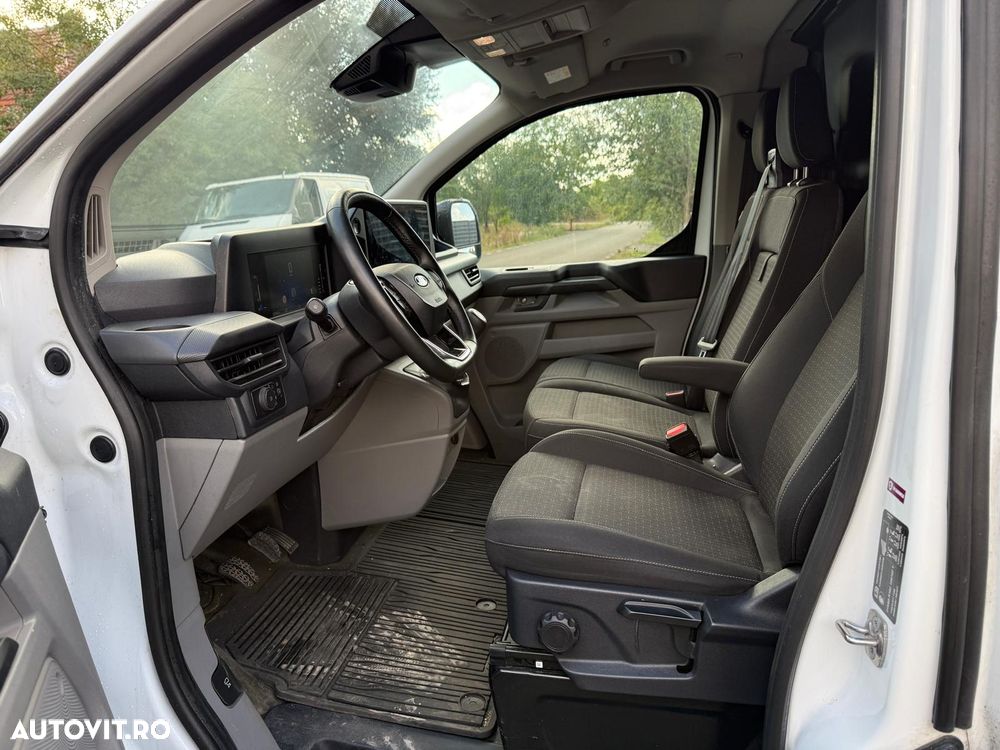Ford Transit Custom - 8