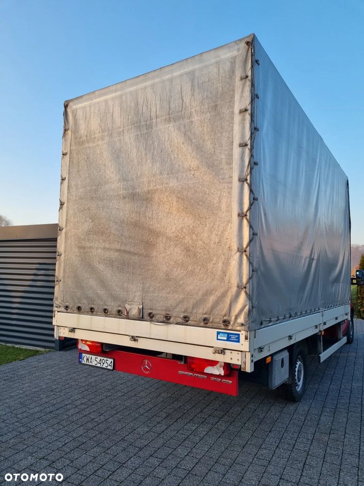 Mercedes-Benz Sprinter - 5