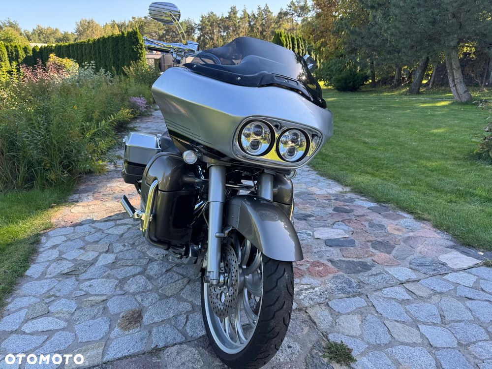 Harley-Davidson Touring Road Glide - 24