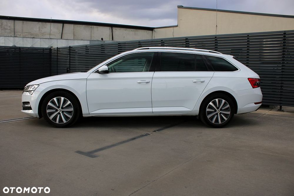 Skoda Superb 2.0 TDI SCR Style DSG - 19