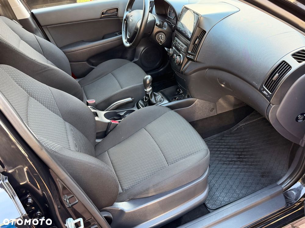 Hyundai i30 1.4 Edition Plus - 21