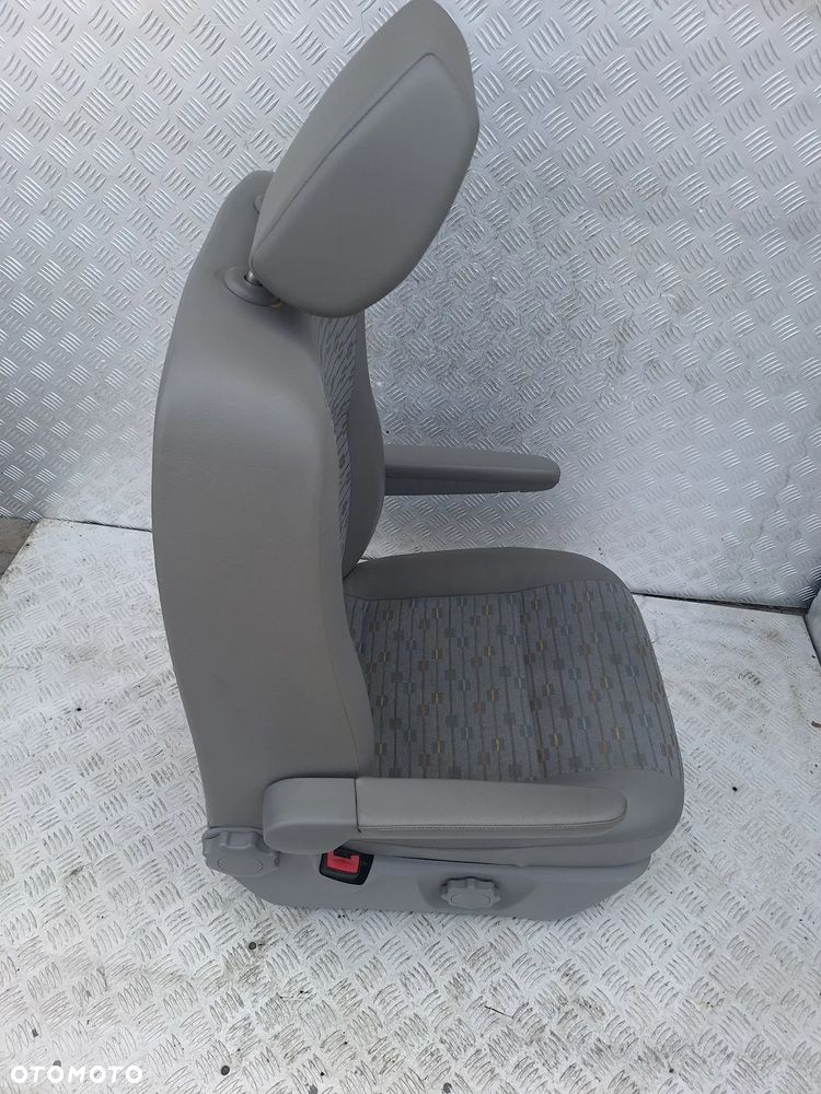 FOTEL LEWY PRZÓD KIEROWCY PODŁOKIETNIKI VW TRANSPORTER T5 CARAVELLE - 3