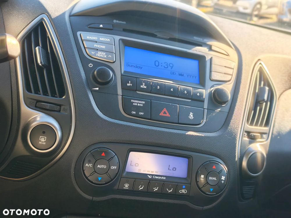 Hyundai ix35 1.7 CRDi 2WD Fifa World Cup Edition - 25