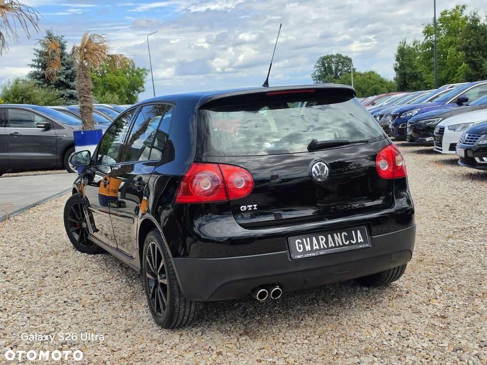 Volkswagen Golf 2.0 GTI - 12
