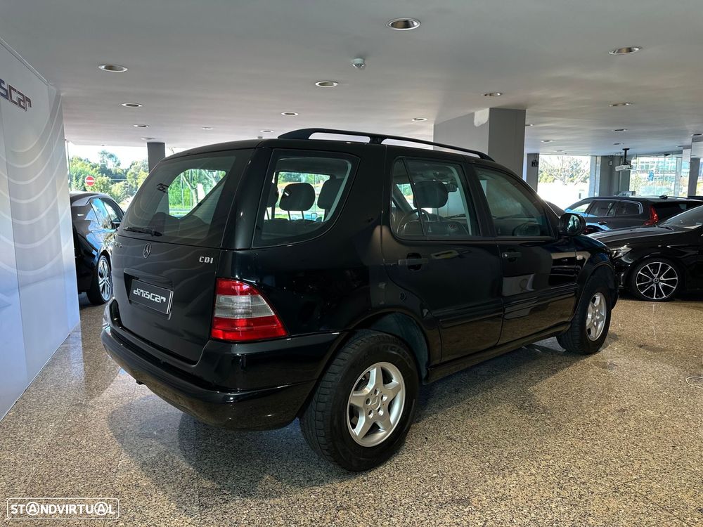 Mercedes-Benz ML 270 - 30