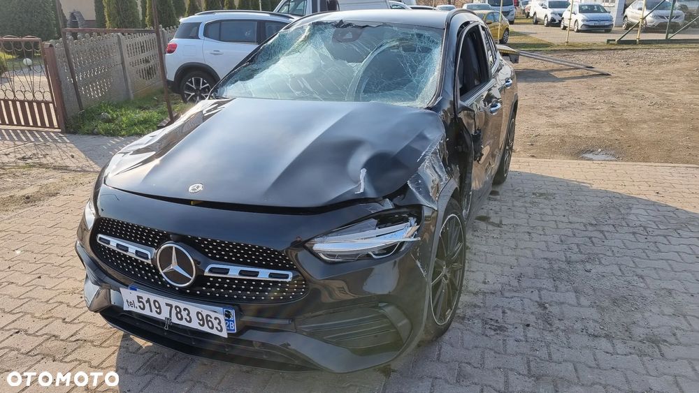 Mercedes-Benz GLA 200 d 4Matic 8G-DCT AMG Line - 18
