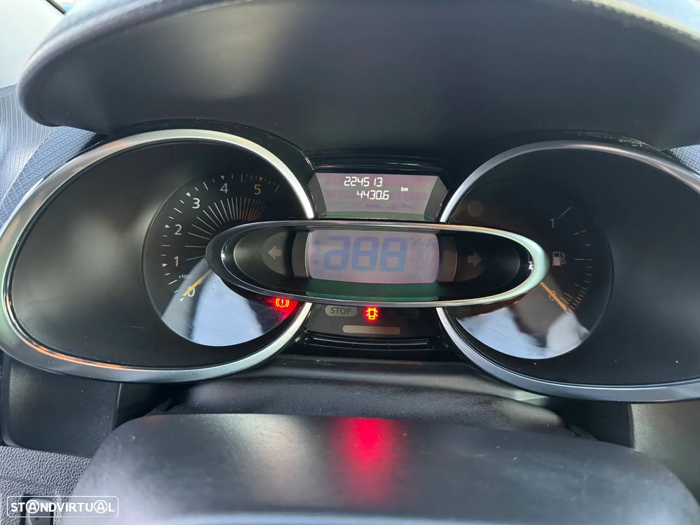 Renault Clio Sport Tourer Energy dCi 90 EDC Experience - 18