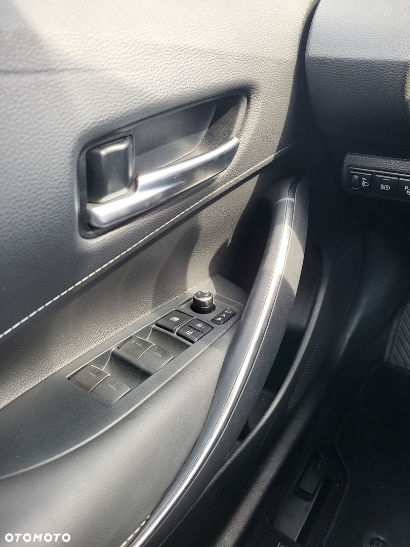 Toyota Corolla 1.8 Hybrid Comfort - 10