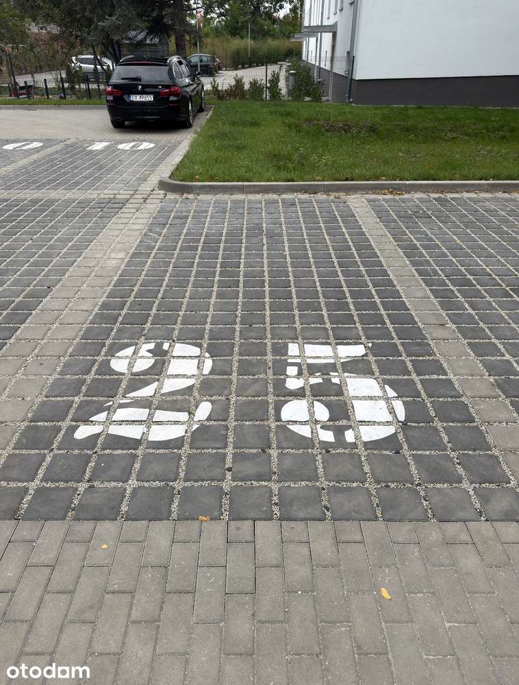 Nowa - Pierwszy Najem - Klima - Parking - Niski czynsz