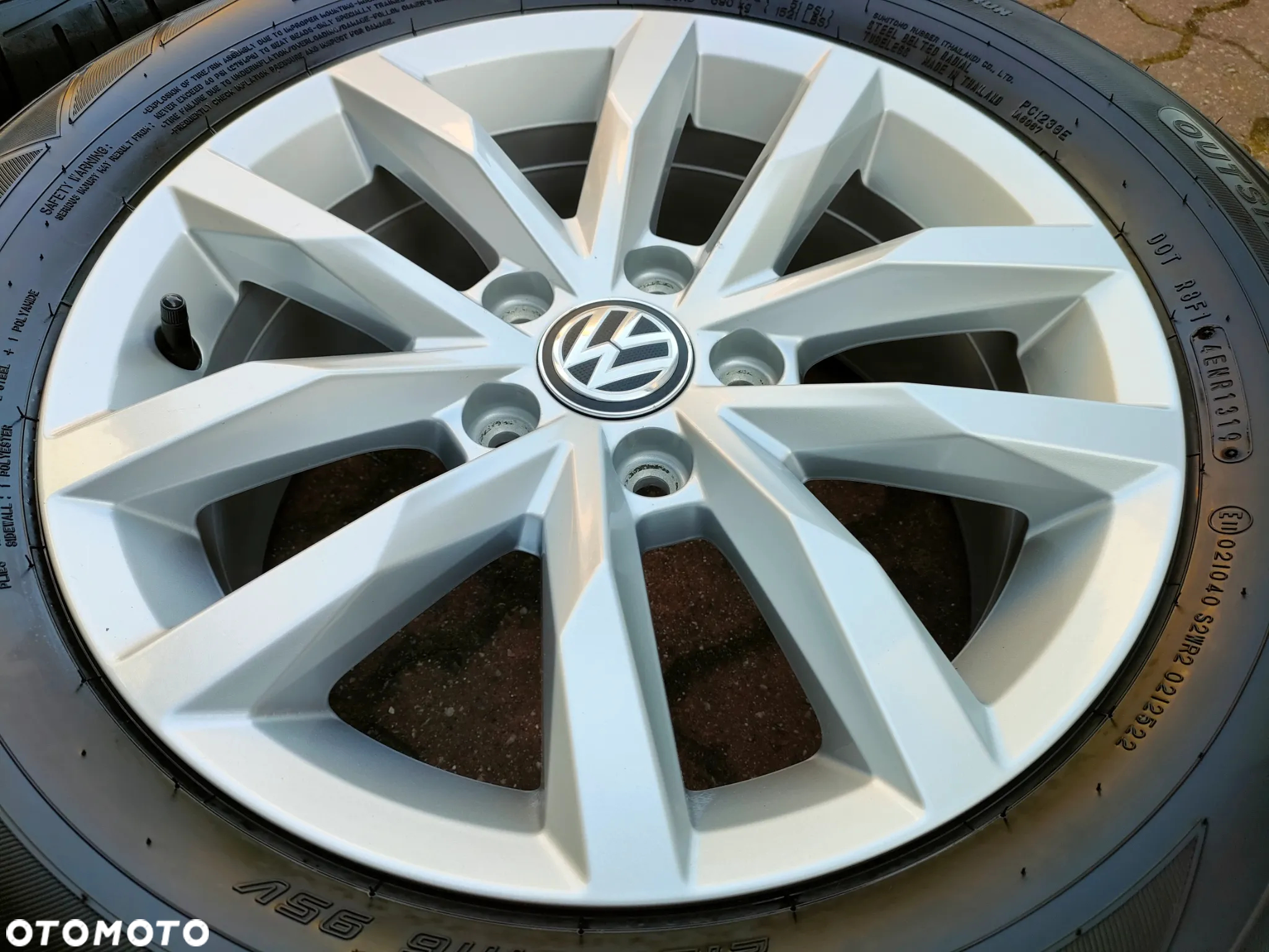 Alufelgi VW Passat B8 215/60/16 95V lato - 2