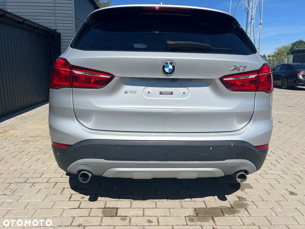 BMW X1 - 15