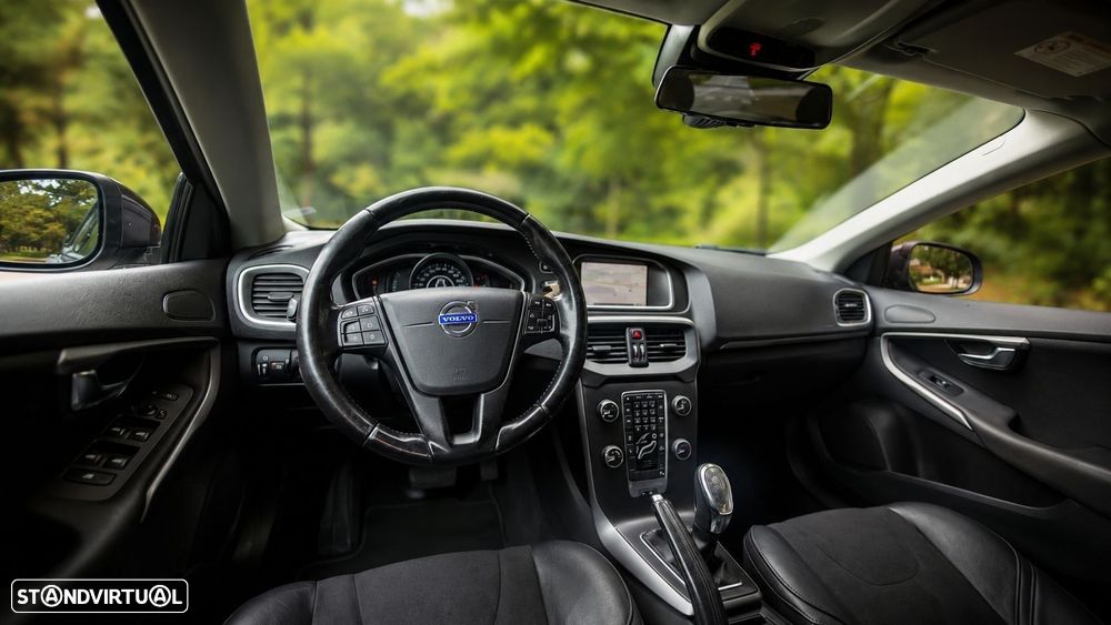 Volvo V40 - 14