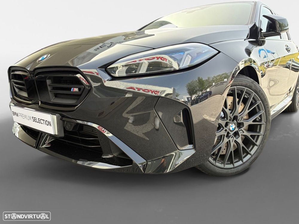 BMW M135i xDrive - 12