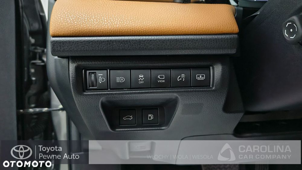 Toyota Camry 2025