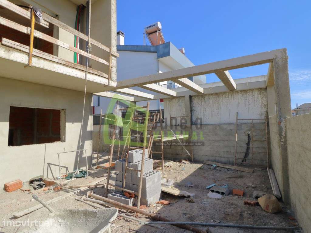 Moradia Geminada T3 em Construção | Fernão Ferro - Grande imagem: 2/16