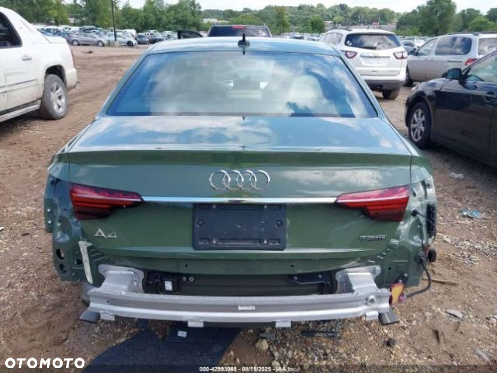 Audi A4 Limousine - 9